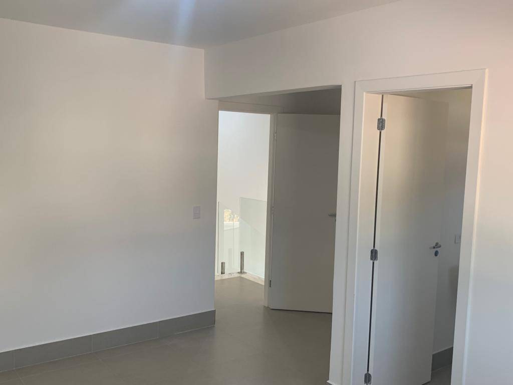 Casa à venda com 3 quartos, 110m² - Foto 12