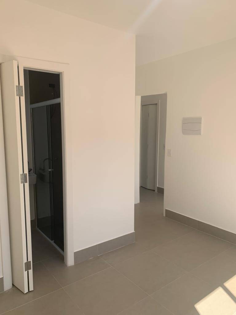 Casa à venda com 3 quartos, 110m² - Foto 14