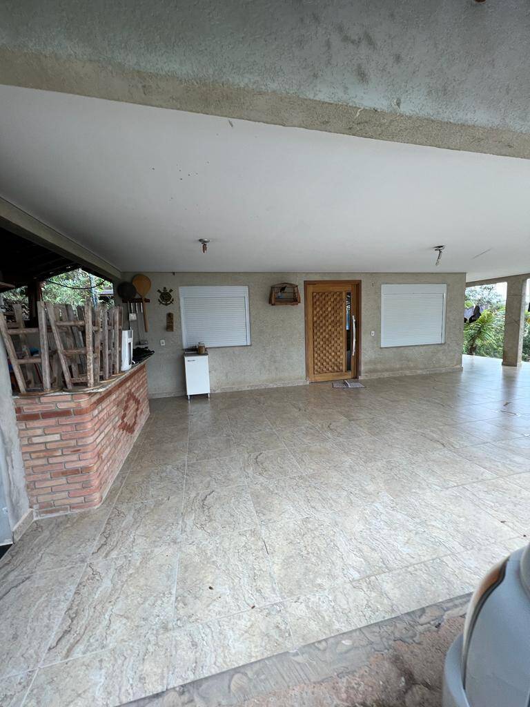 Casa à venda com 6 quartos, 5000m² - Foto 15