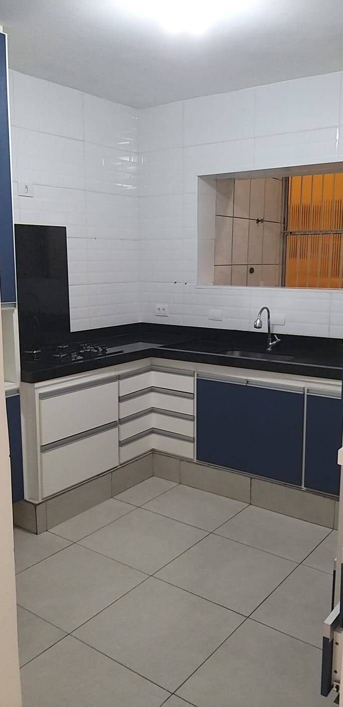 Apartamento à venda com 3 quartos, 72m² - Foto 1