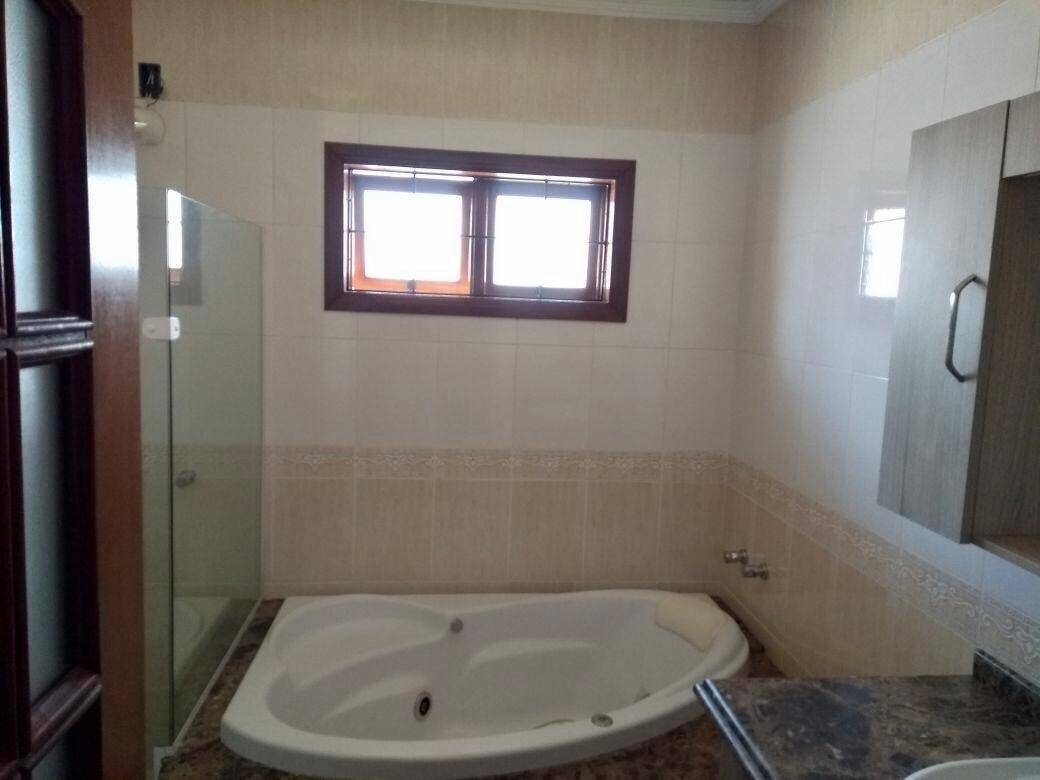 Casa à venda com 3 quartos, 200m² - Foto 16