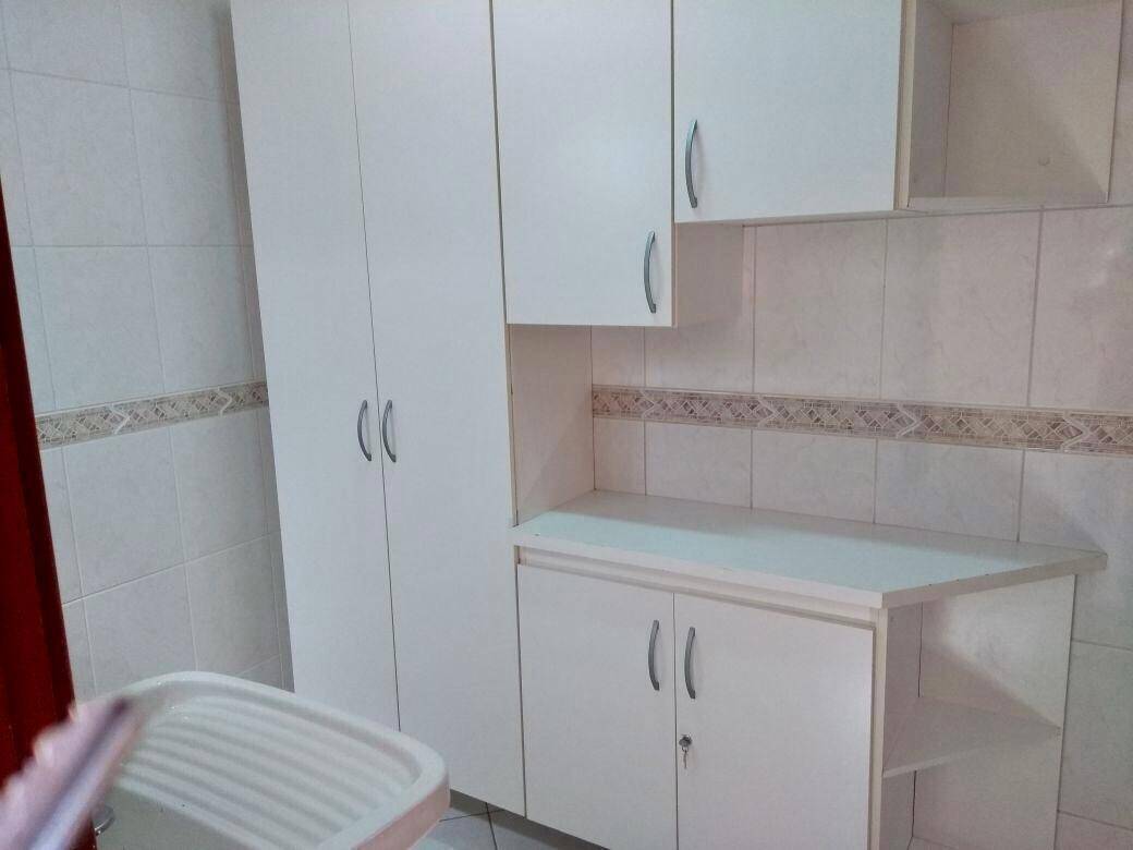 Casa à venda com 3 quartos, 200m² - Foto 4