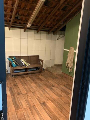 Casa à venda com 2 quartos, 140m² - Foto 2