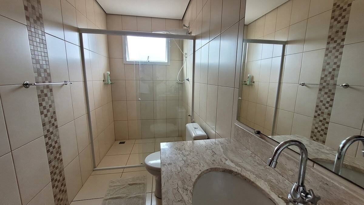 Casa de Condomínio à venda com 4 quartos, 324m² - Foto 17