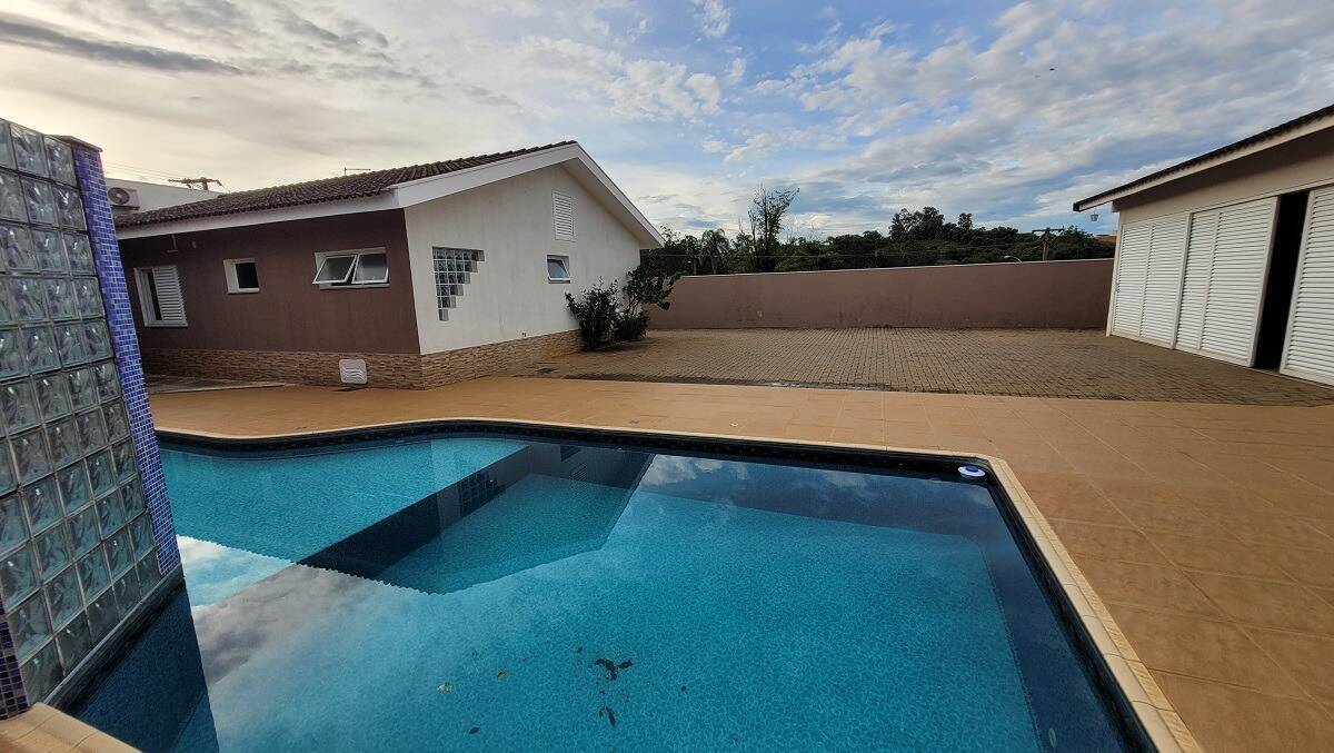 Casa de Condomínio à venda com 4 quartos, 324m² - Foto 28