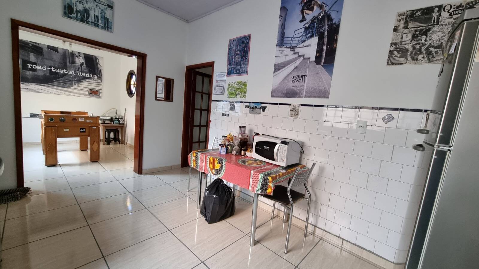 Casa à venda com 2 quartos, 243m² - Foto 1