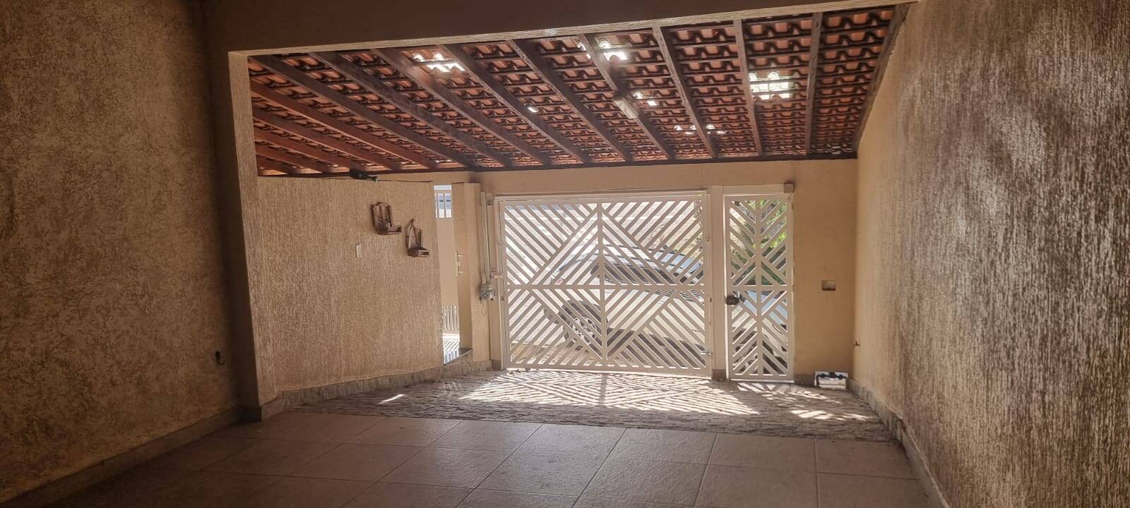 Casa à venda com 3 quartos, 230m² - Foto 16