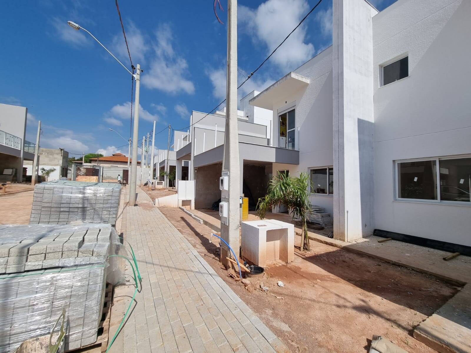 Casa de Condomínio à venda com 3 quartos, 123m² - Foto 4