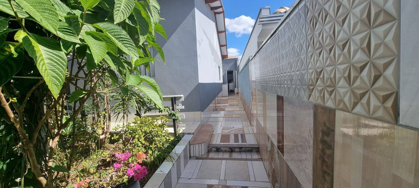 Casa à venda com 3 quartos, 200m² - Foto 24