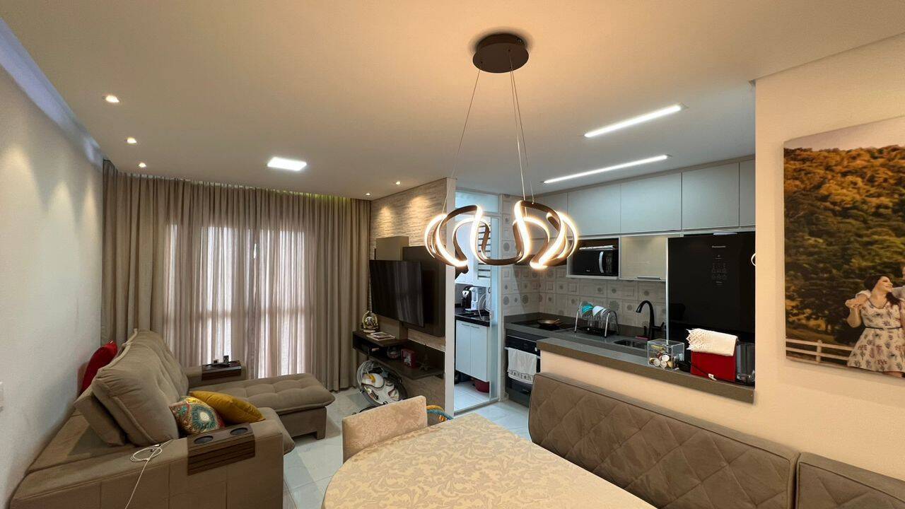 Apartamento à venda com 2 quartos, 57m² - Foto 1