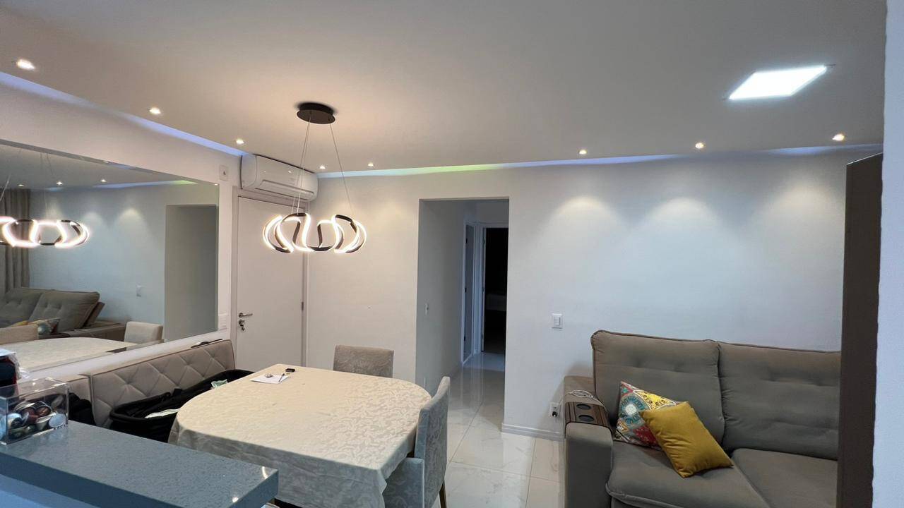 Apartamento à venda com 2 quartos, 57m² - Foto 5