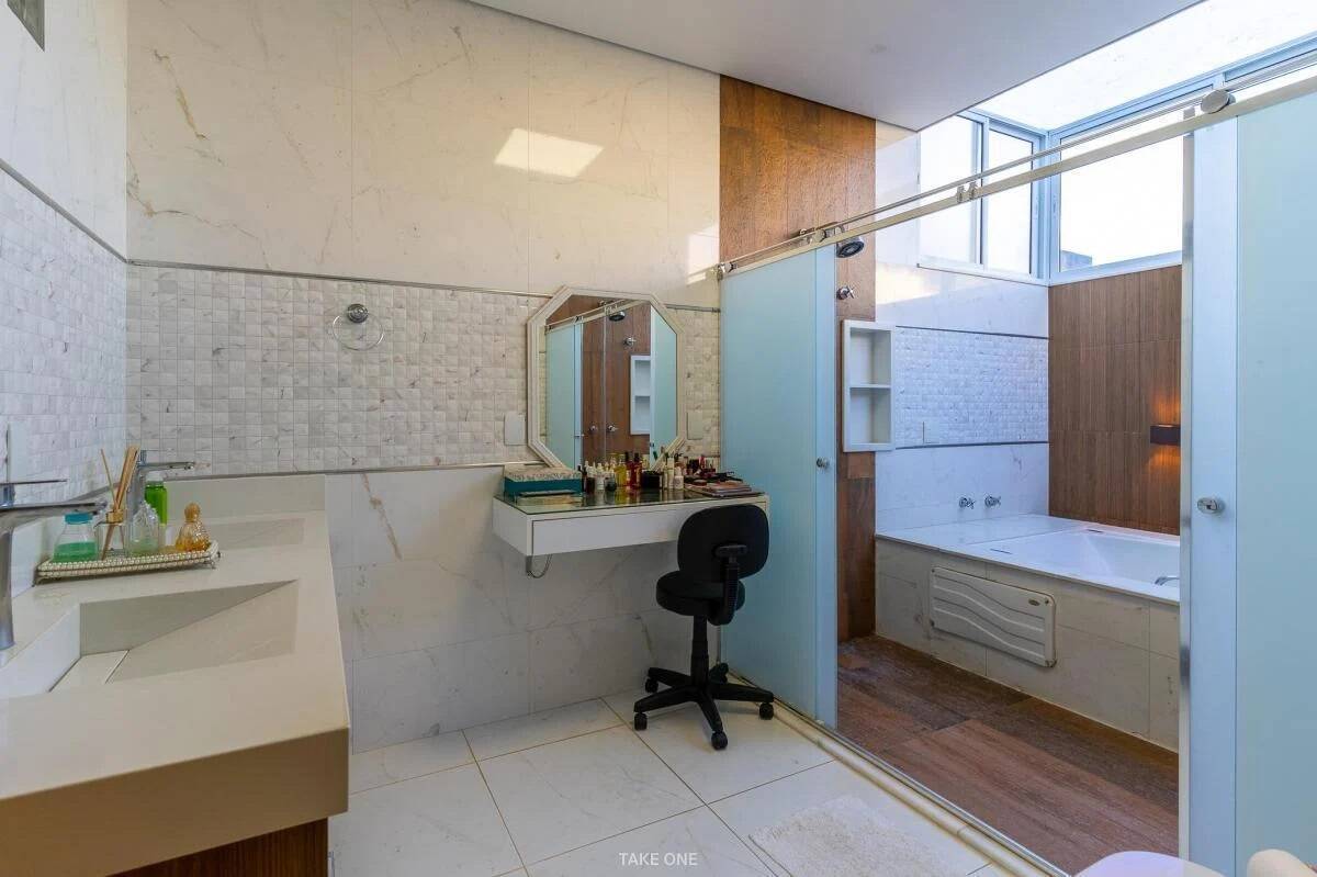 Casa de Condomínio à venda com 3 quartos, 313m² - Foto 18