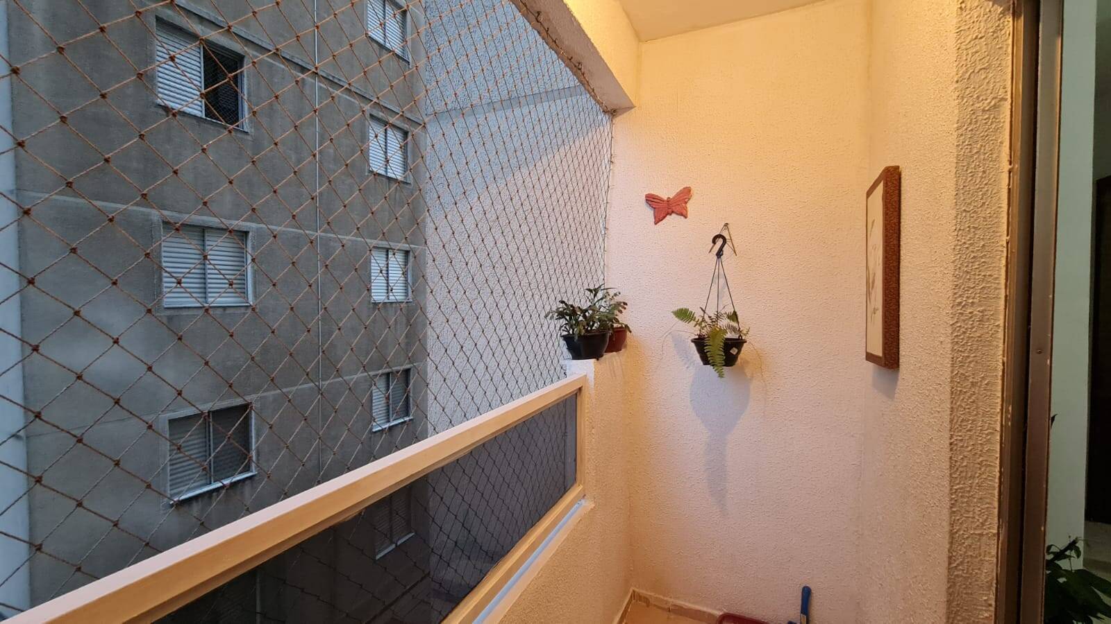 Apartamento à venda com 2 quartos, 57m² - Foto 4