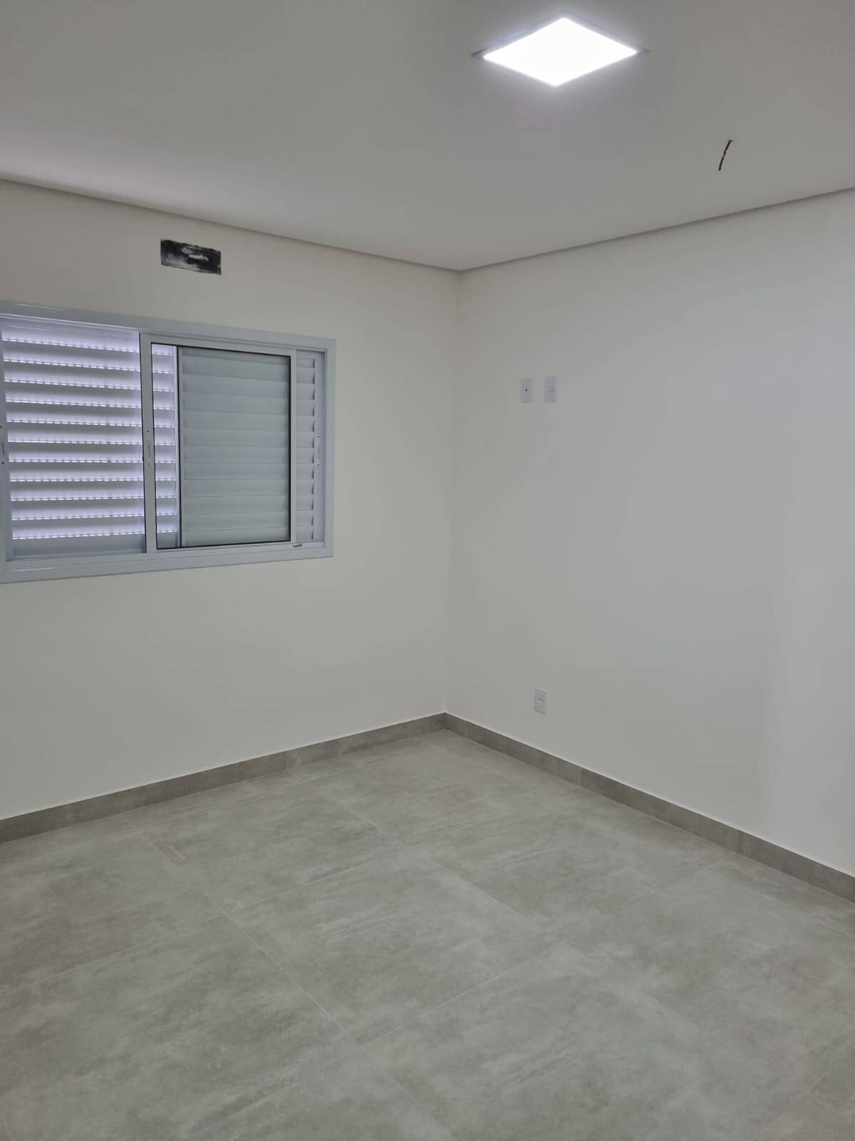 Casa à venda com 3 quartos, 165m² - Foto 9