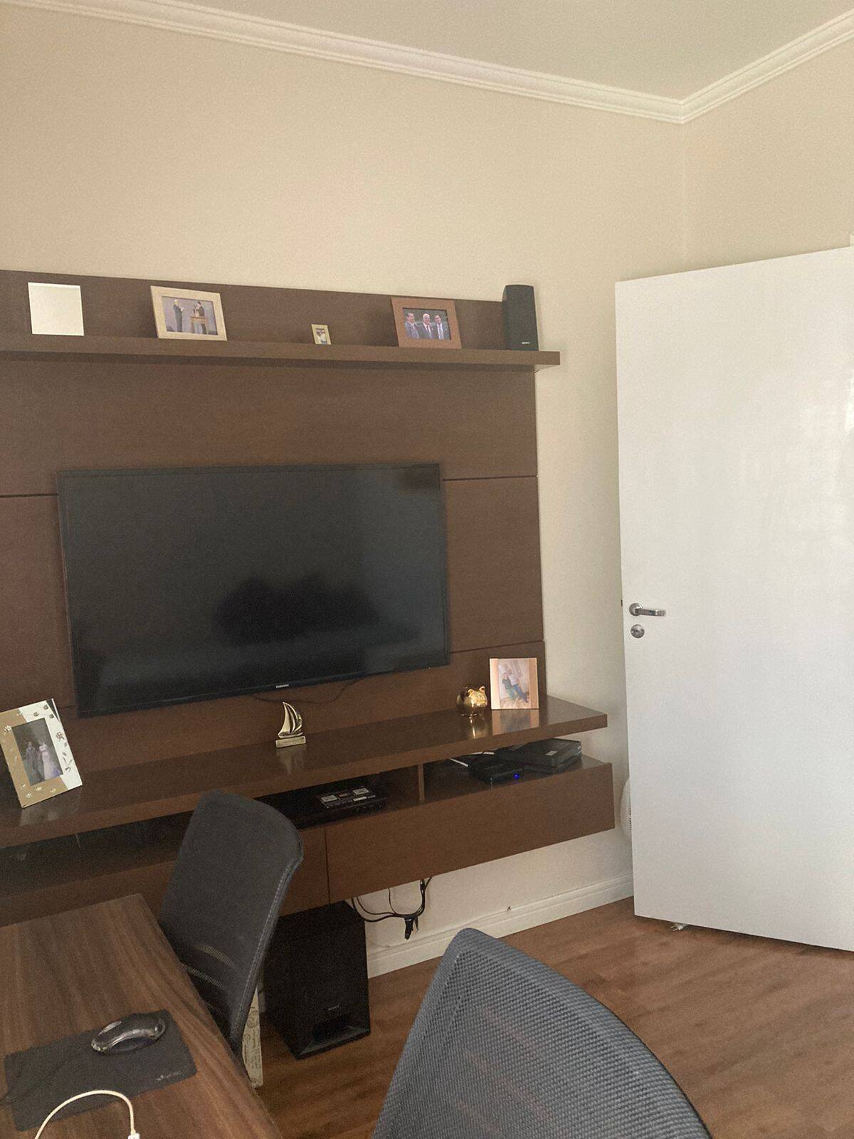 Apartamento à venda com 3 quartos, 100m² - Foto 8