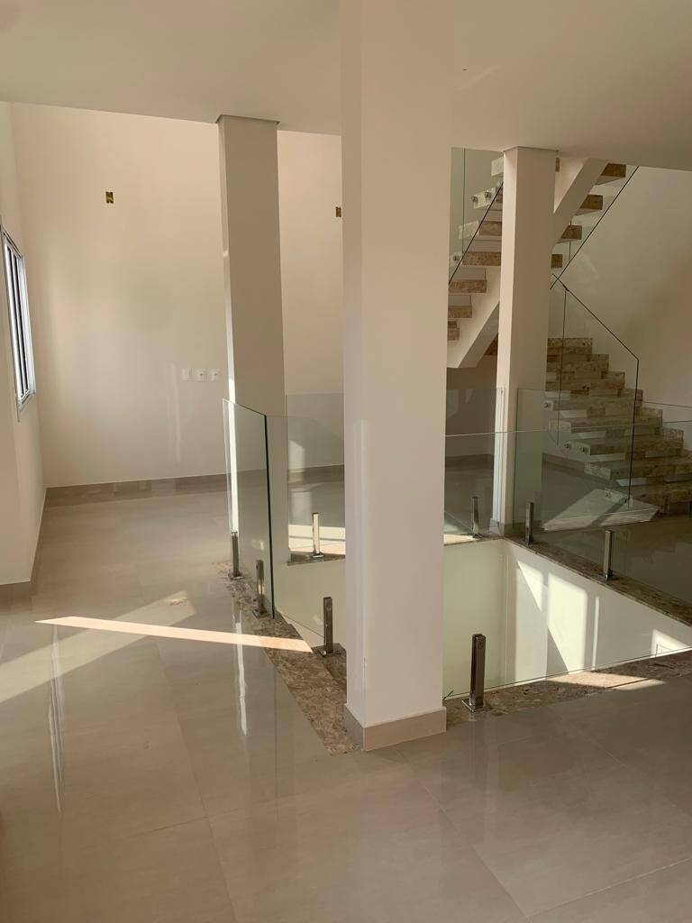 Casa de Condomínio à venda com 3 quartos, 220m² - Foto 13