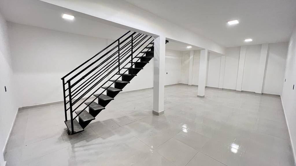 Casa de Condomínio à venda com 3 quartos, 300m² - Foto 6