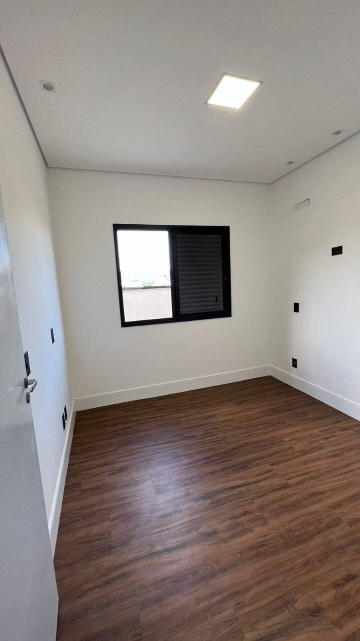 Casa de Condomínio à venda com 3 quartos, 300m² - Foto 16