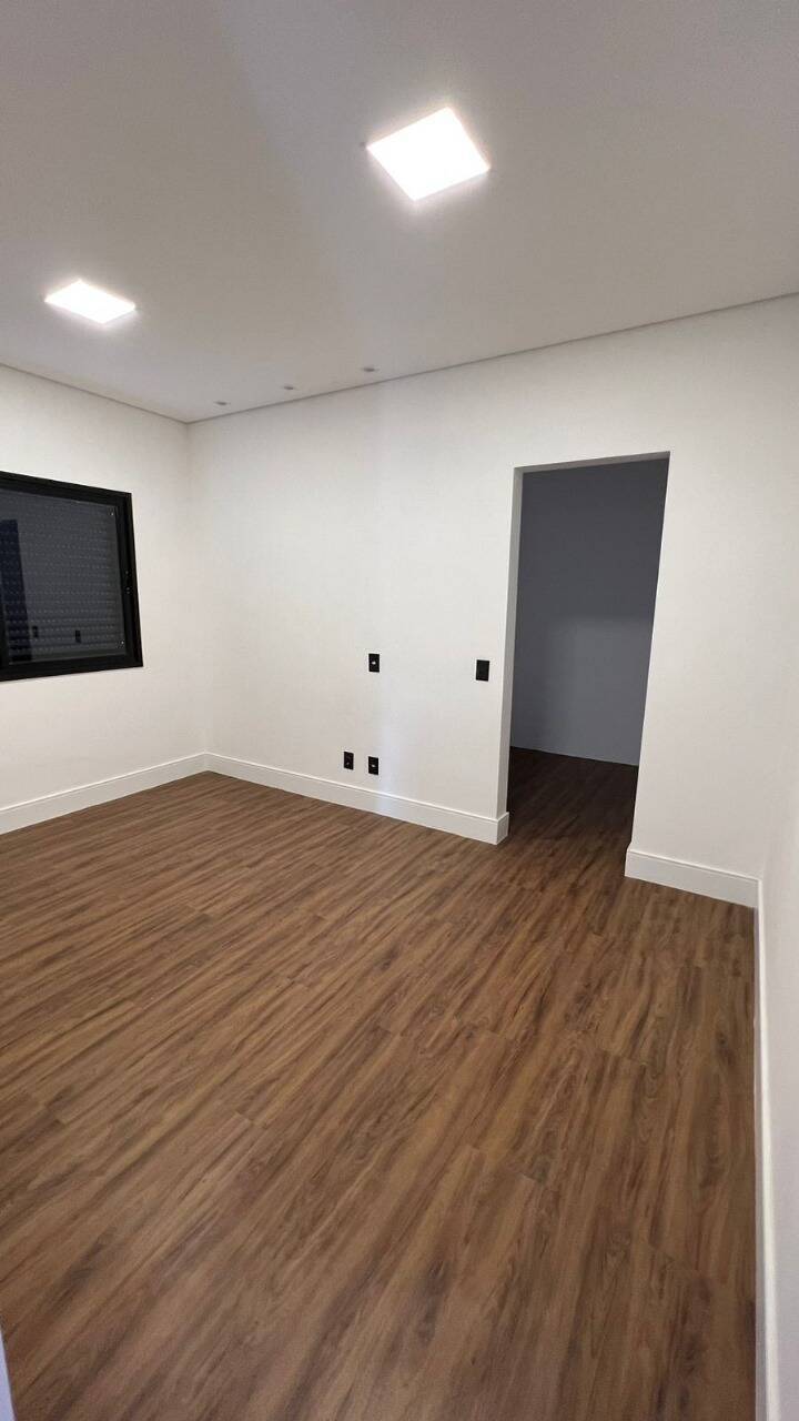 Casa de Condomínio à venda com 3 quartos, 300m² - Foto 18