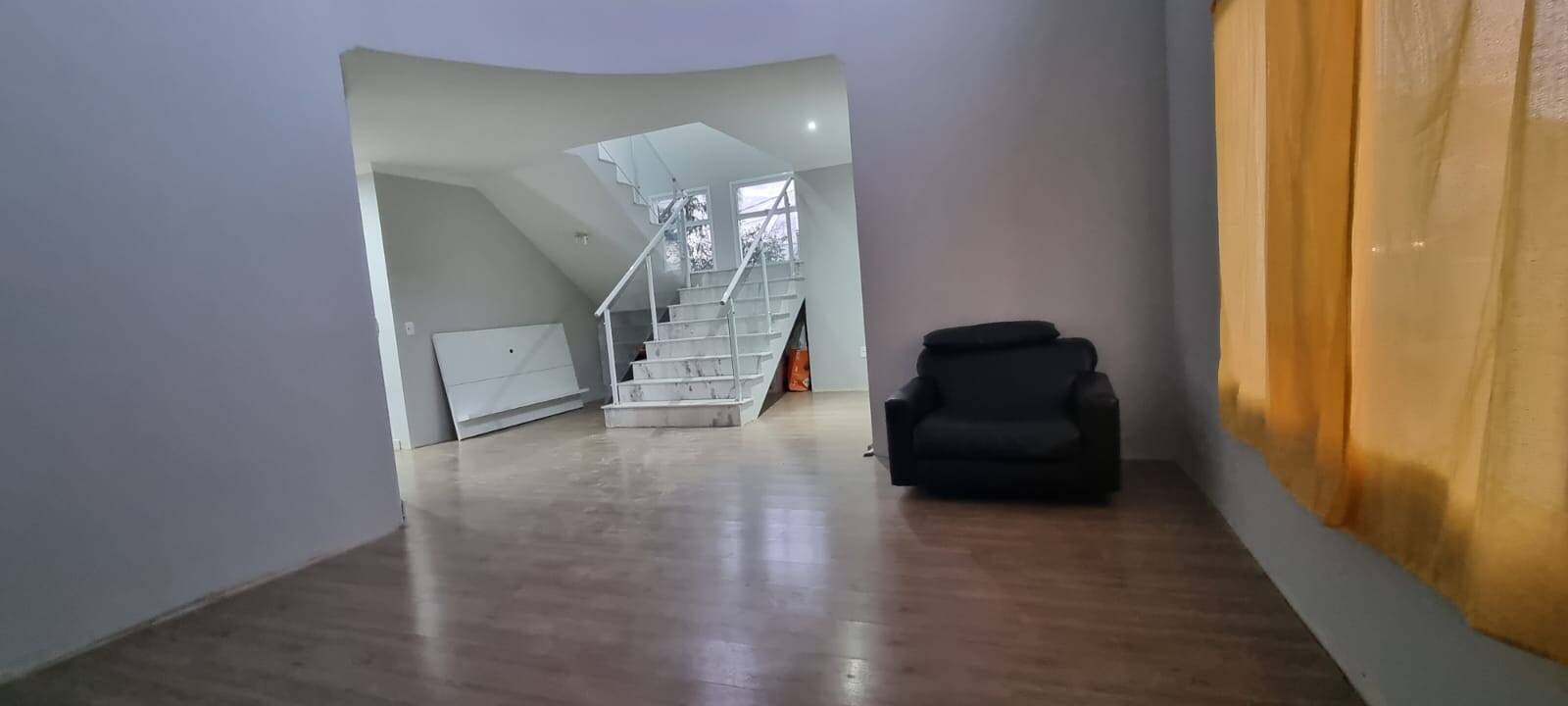 Casa de Condomínio para alugar com 6 quartos, 365m² - Foto 9