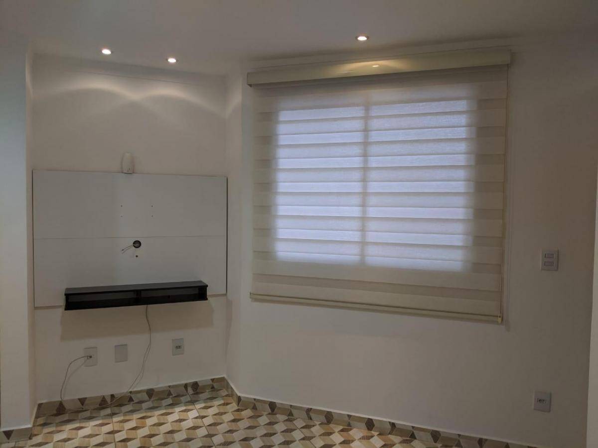 Apartamento à venda com 2 quartos, 49m² - Foto 2