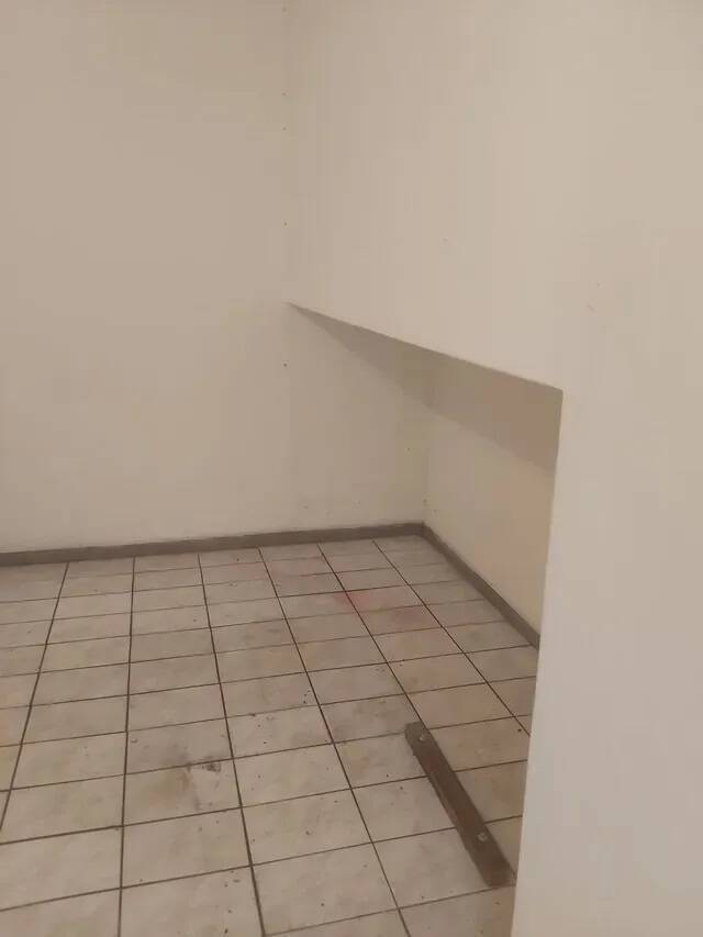 Casa à venda com 2 quartos, 70m² - Foto 12