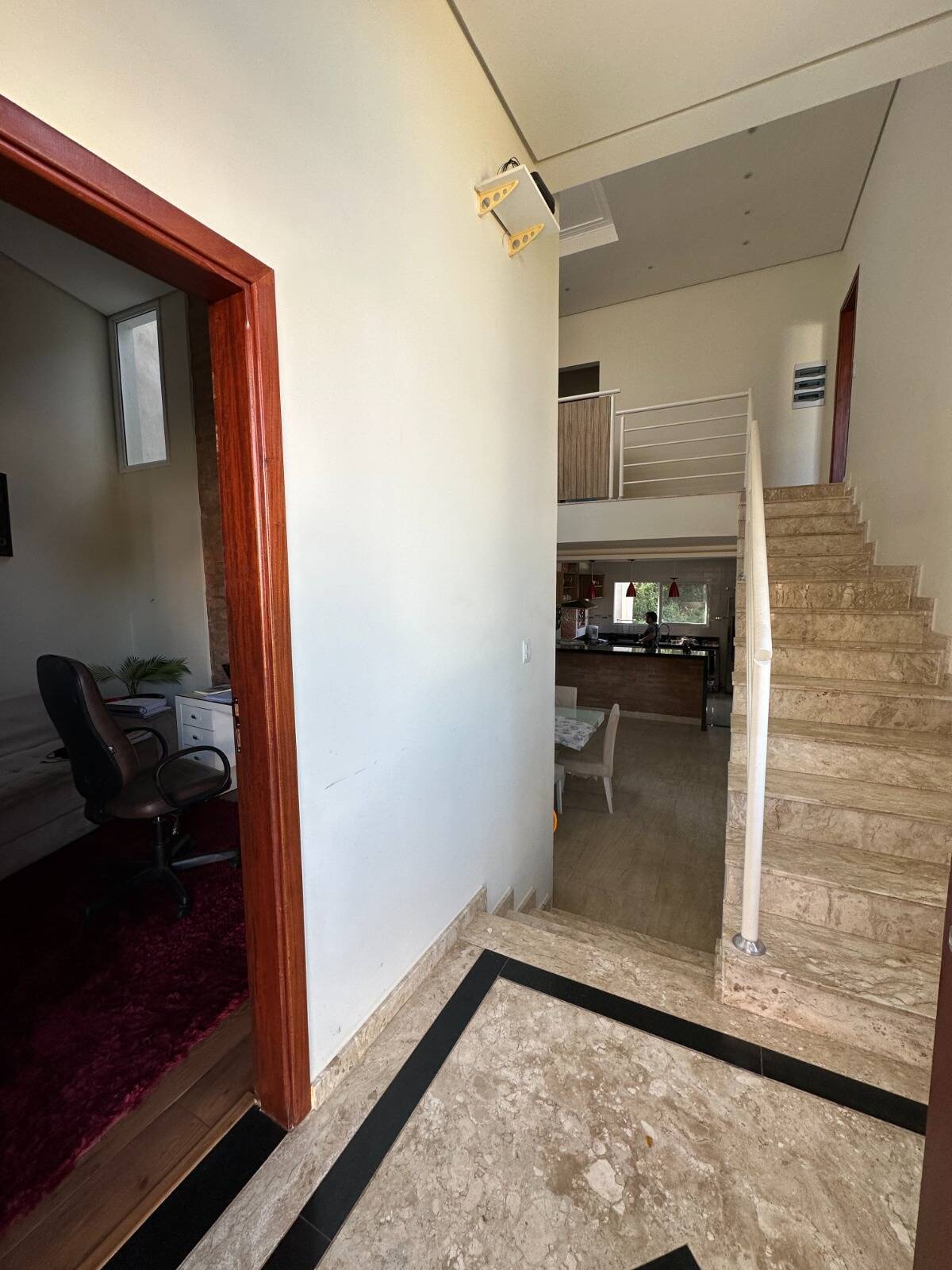 Casa de Condomínio à venda com 5 quartos, 248m² - Foto 5