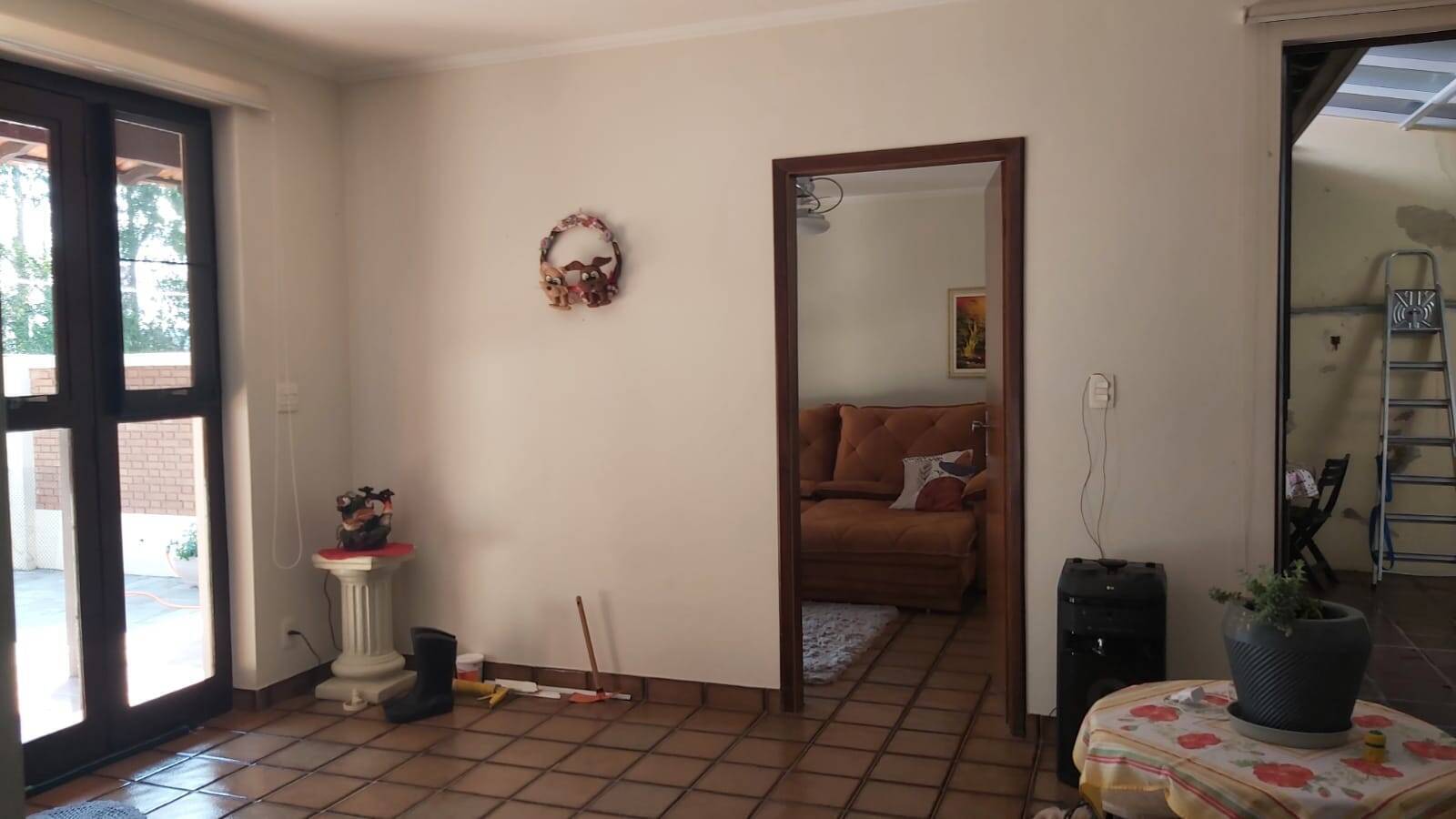 Casa à venda com 3 quartos, 198m² - Foto 4