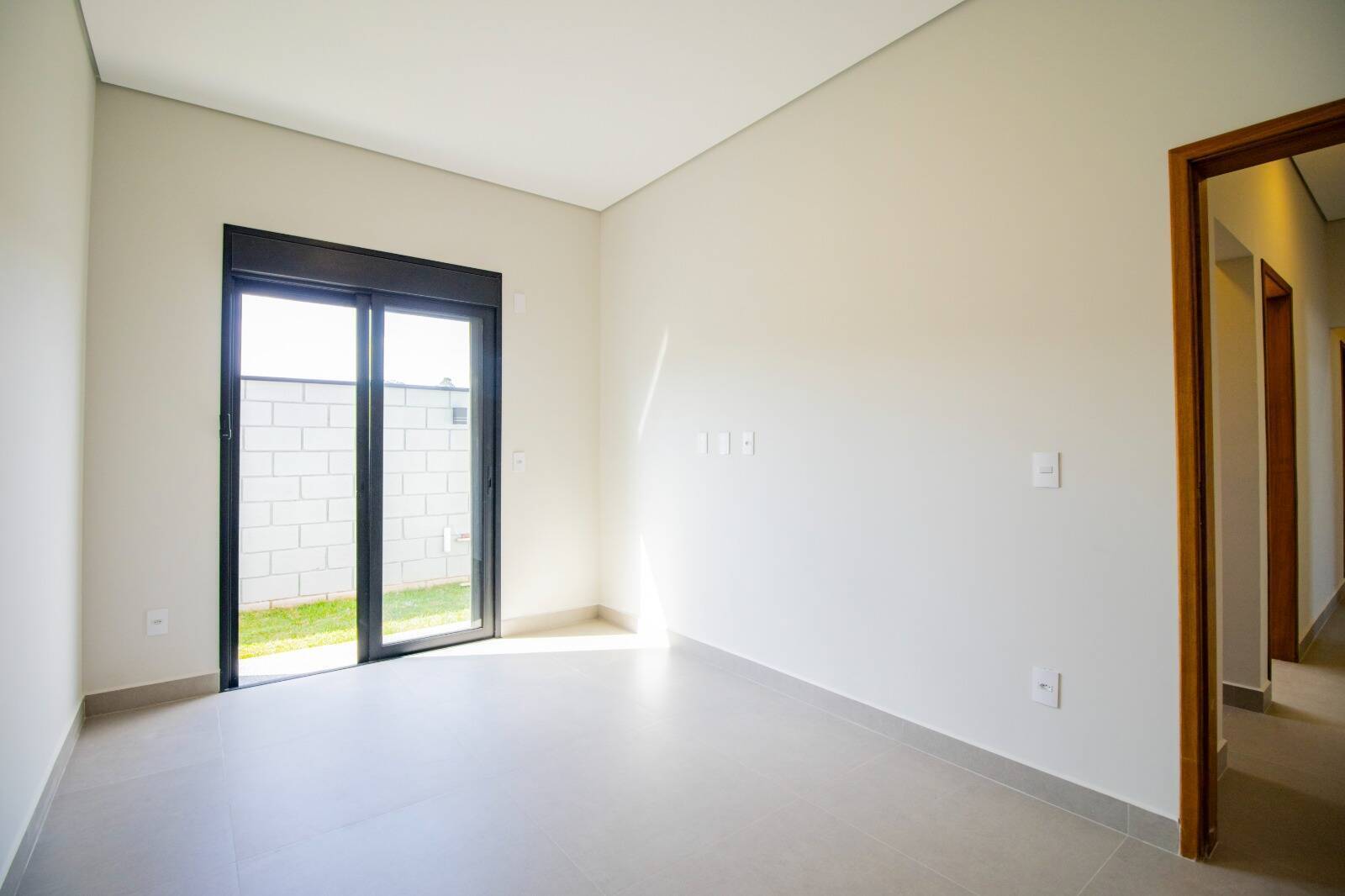 Casa de Condomínio à venda com 3 quartos, 202m² - Foto 12