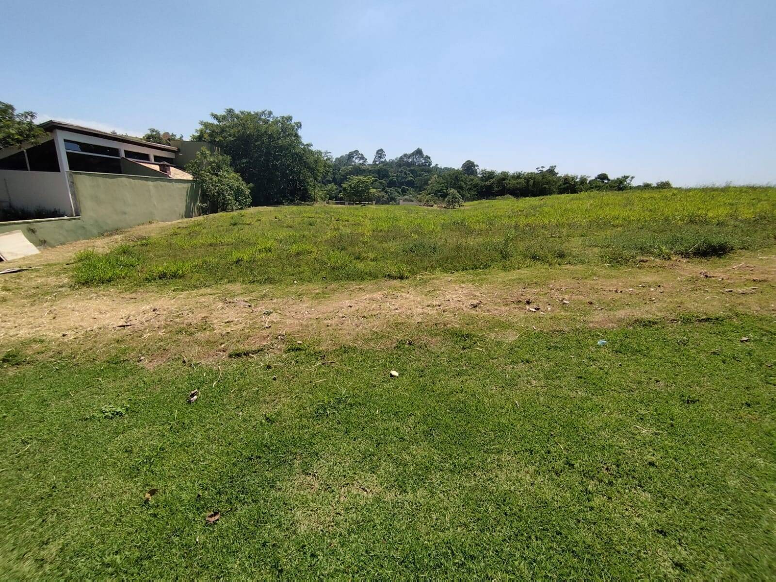 Terreno à venda, 810m² - Foto 1