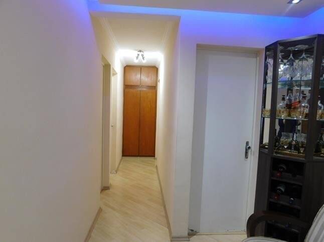 Apartamento à venda com 2 quartos, 76m² - Foto 9