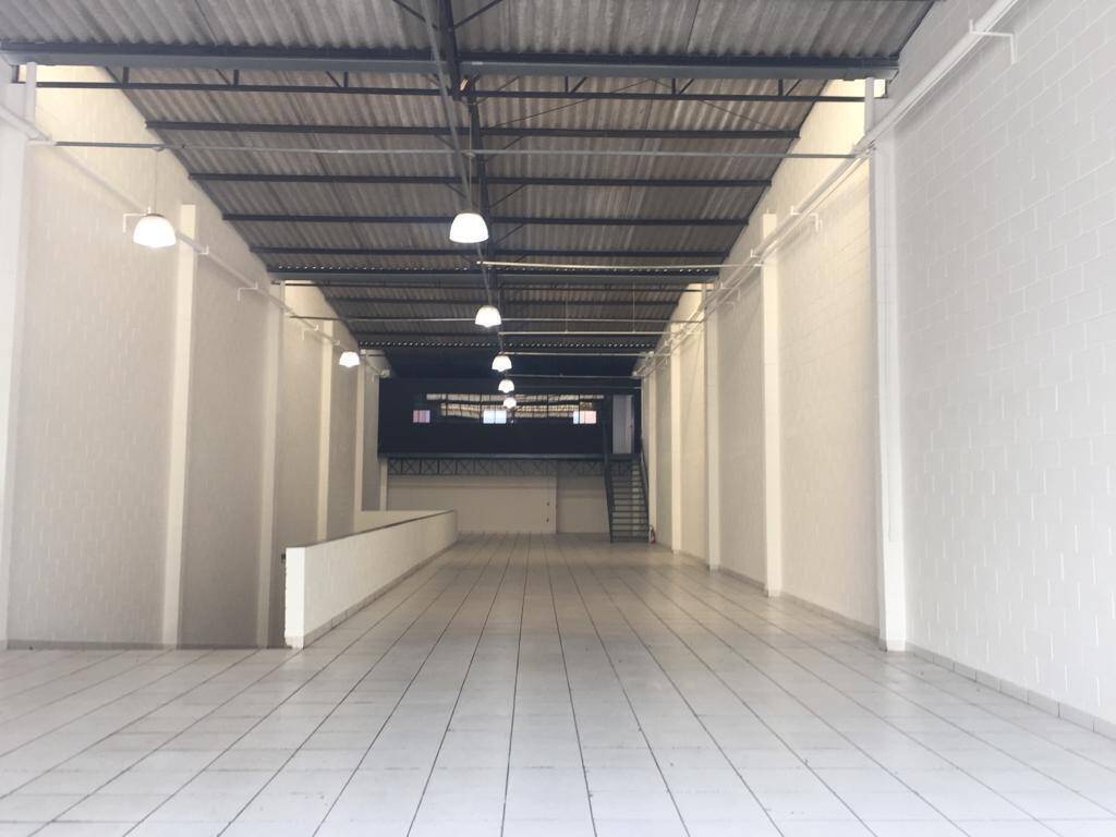 Loja-Salão para alugar, 634m² - Foto 4