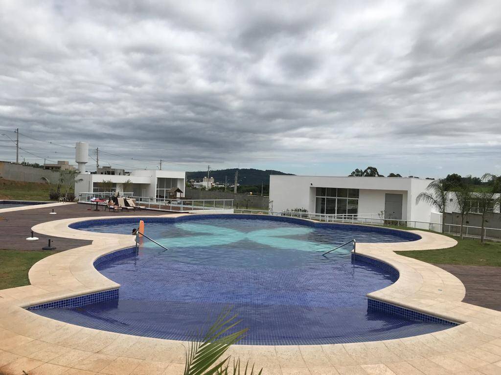 Casa de Condomínio à venda com 3 quartos, 250m² - Foto 25