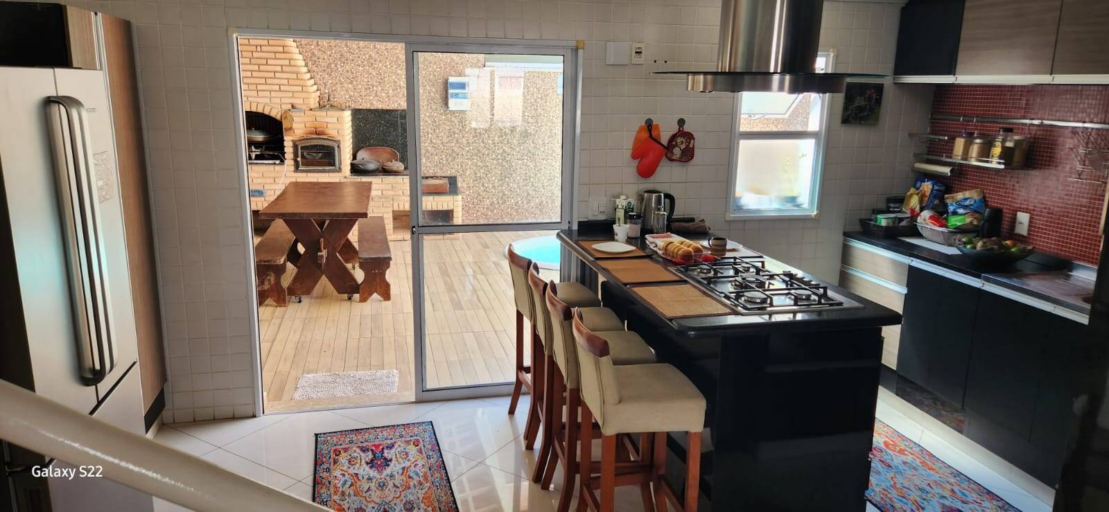 Casa de Condomínio à venda com 5 quartos, 260m² - Foto 2