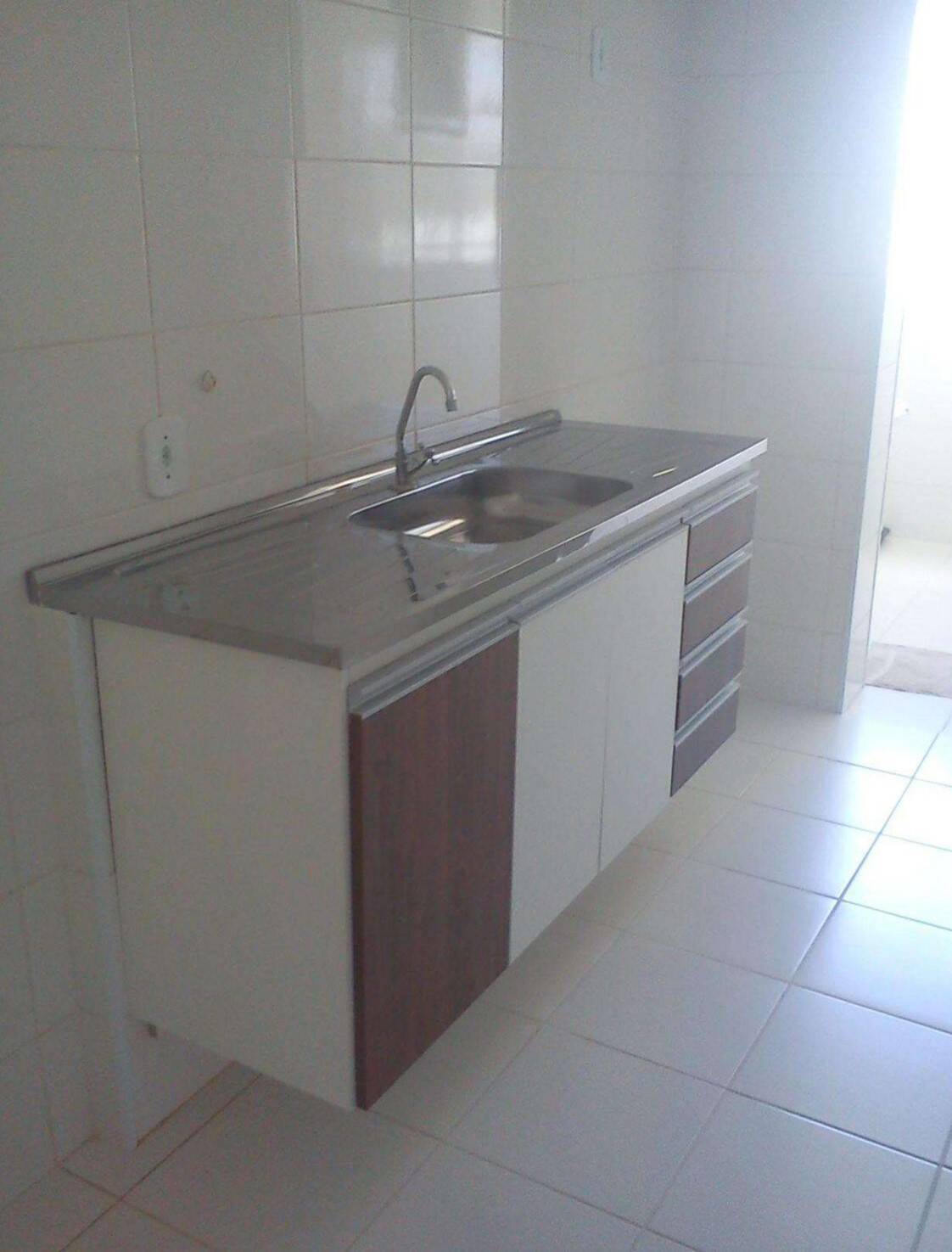 Apartamento à venda com 3 quartos, 72m² - Foto 1