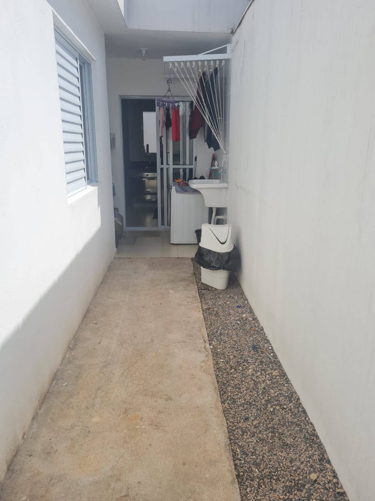 Casa à venda com 2 quartos, 67m² - Foto 15