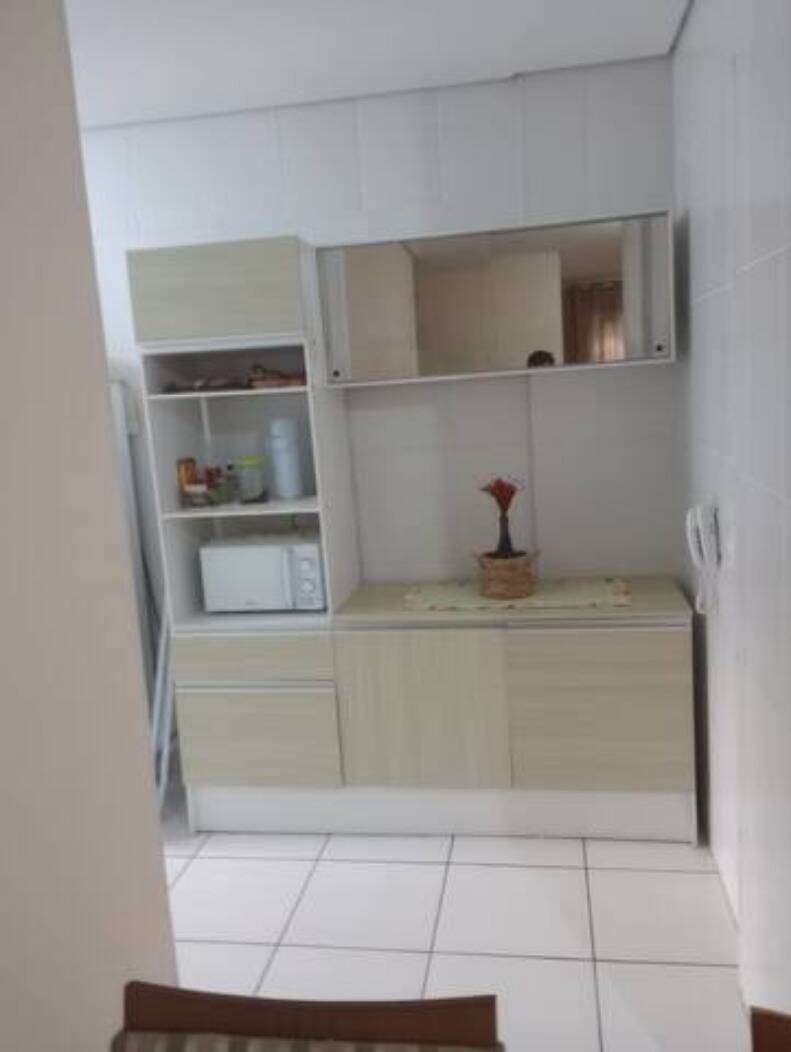 Apartamento à venda com 3 quartos, 80m² - Foto 4