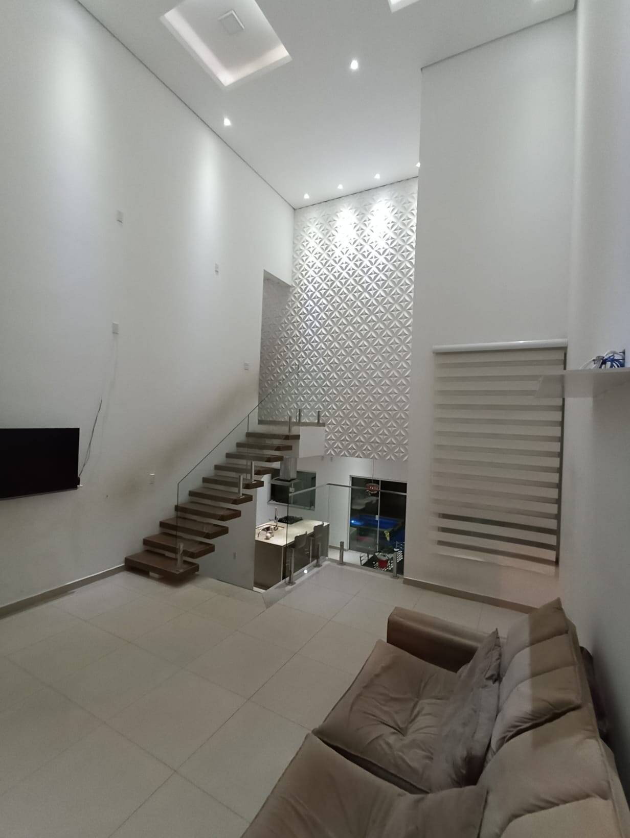 Casa à venda com 3 quartos, 220m² - Foto 5