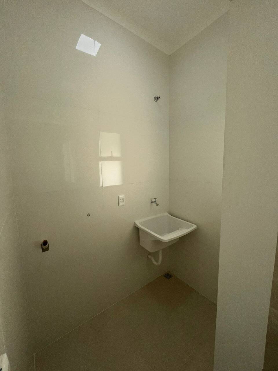 Casa à venda com 3 quartos, 91m² - Foto 13