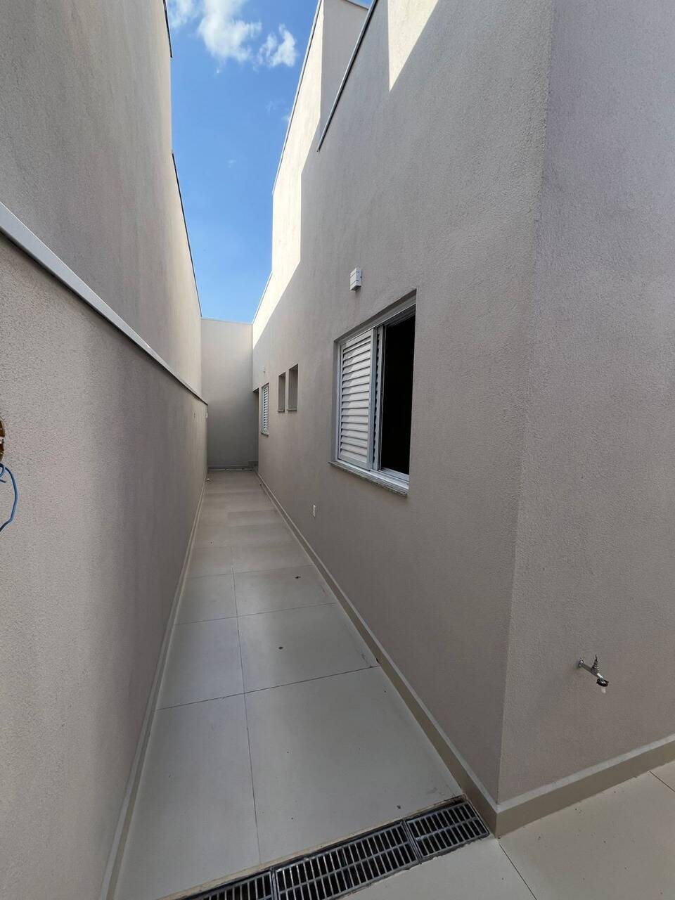 Casa à venda com 3 quartos, 91m² - Foto 15