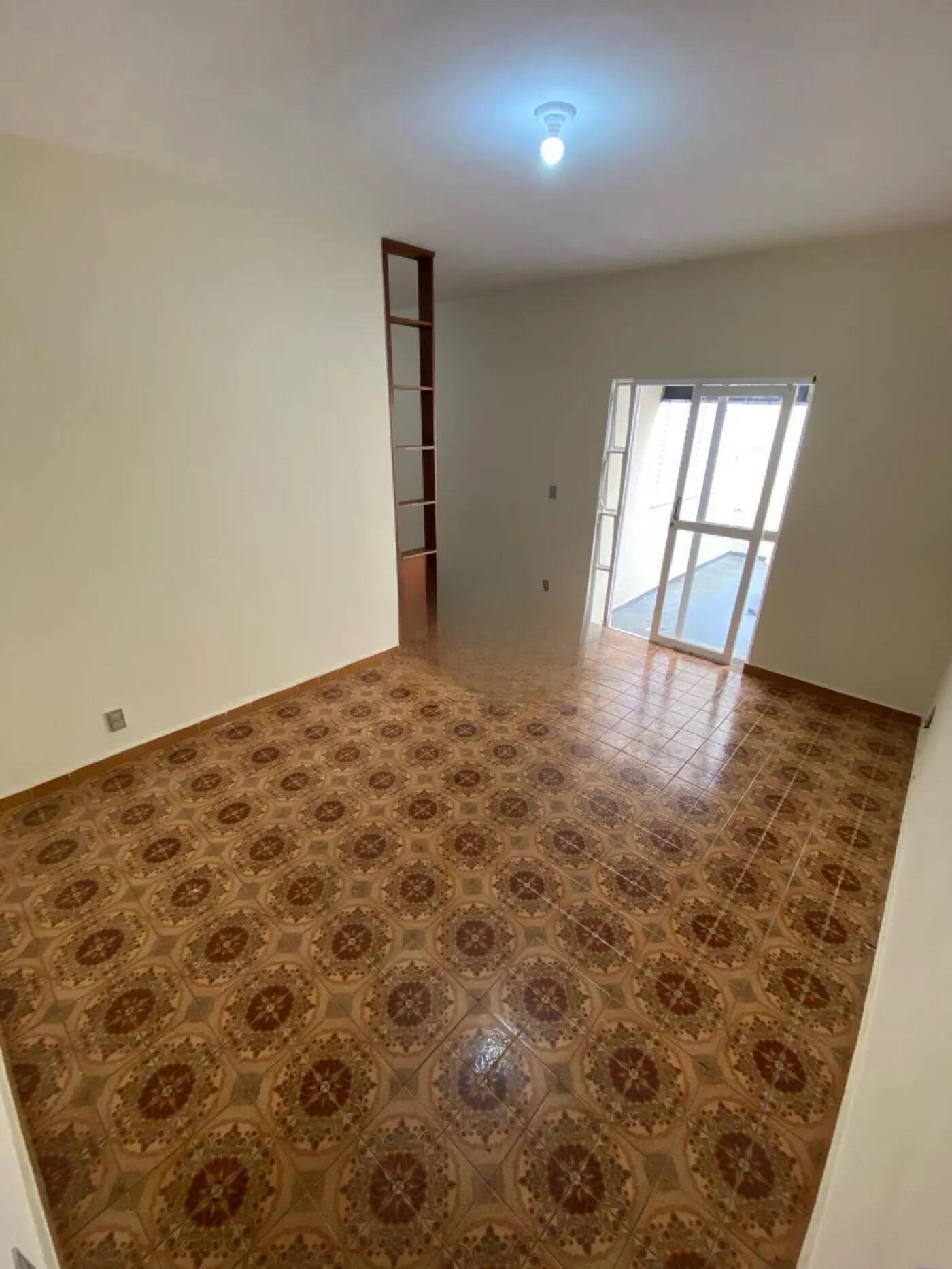 Casa à venda com 3 quartos, 120m² - Foto 3