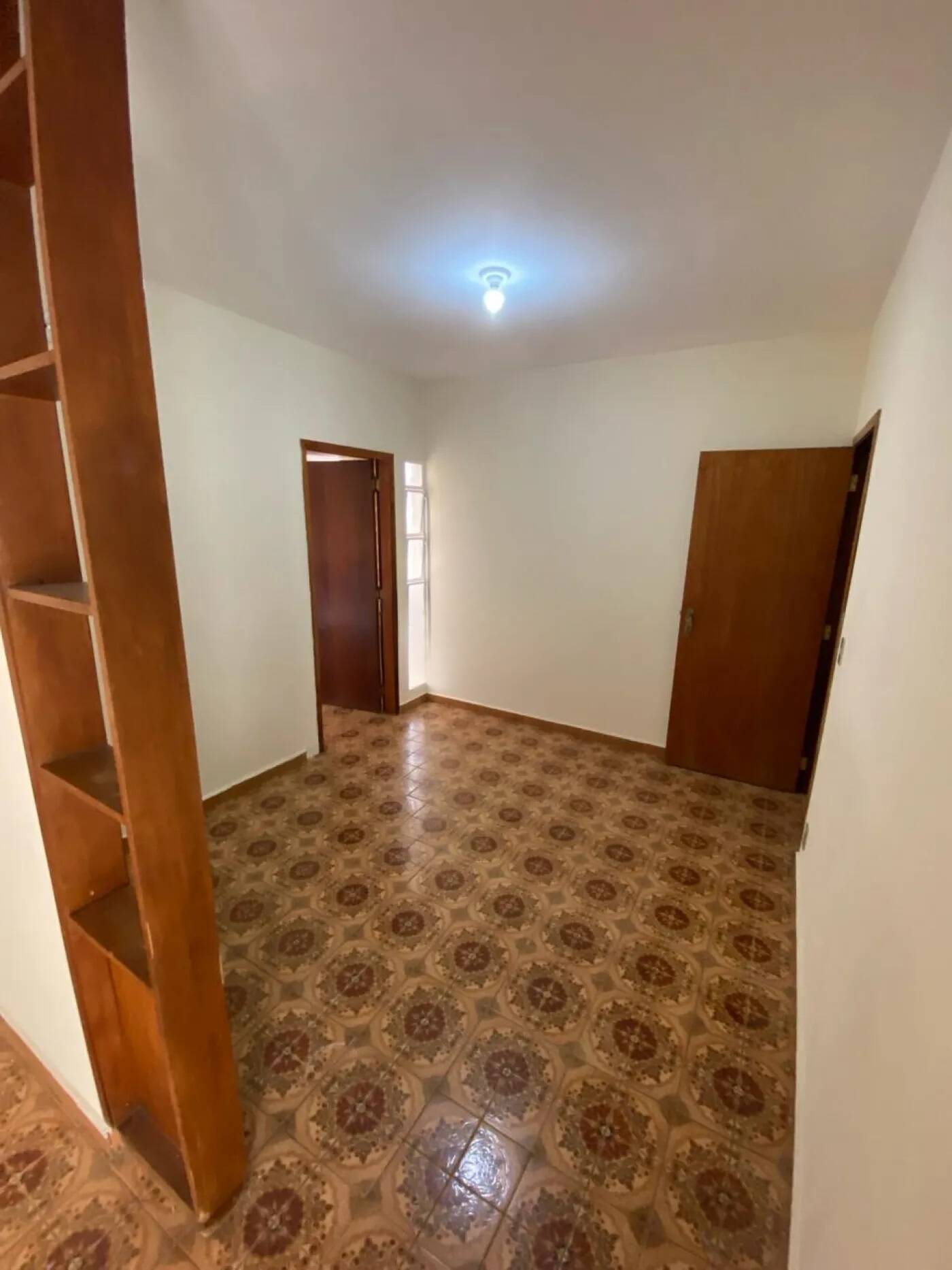 Casa à venda com 3 quartos, 120m² - Foto 4