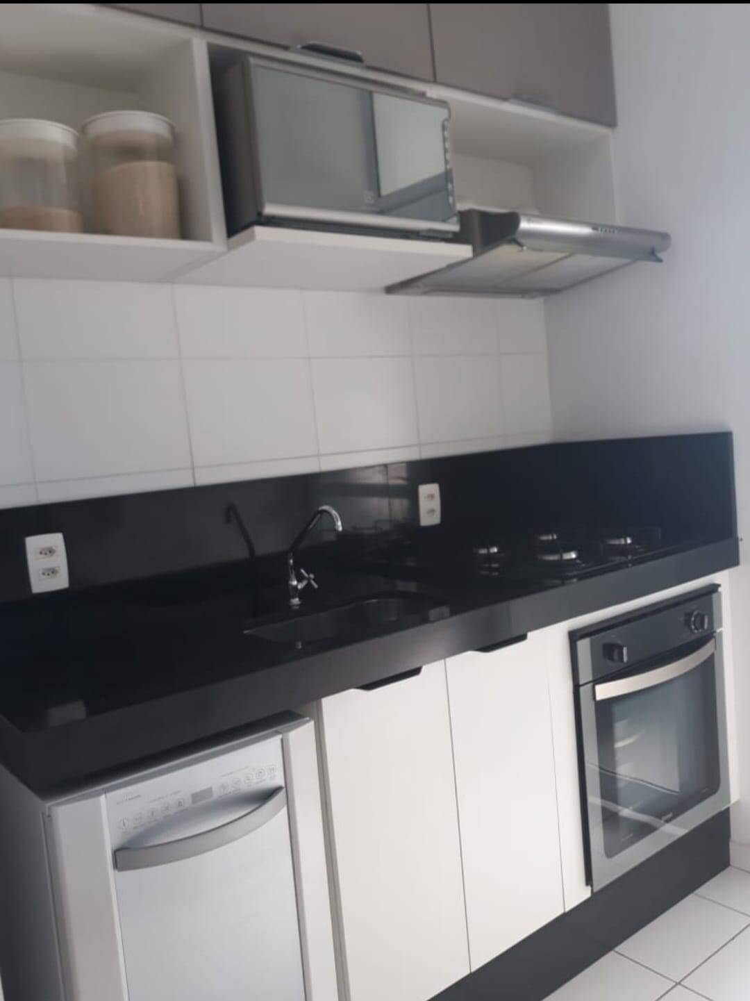 Apartamento à venda com 2 quartos, 66m² - Foto 3