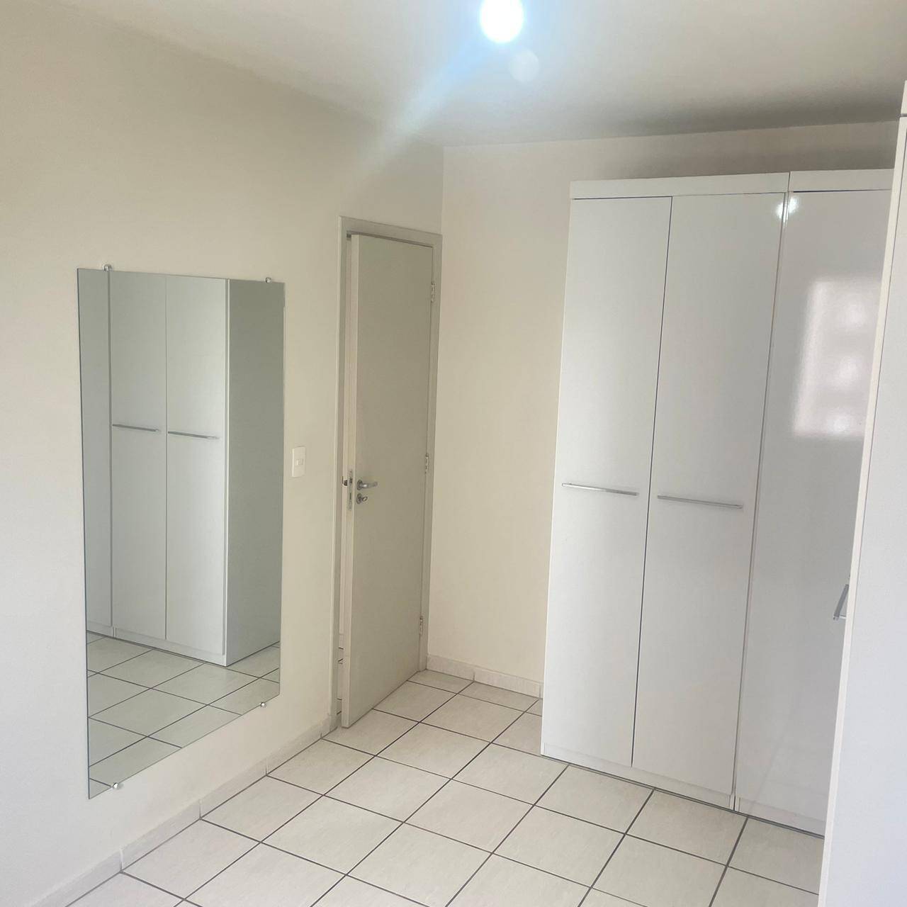 Apartamento à venda com 2 quartos, 64m² - Foto 15