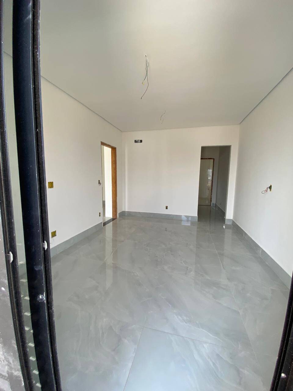 Casa de Condomínio à venda com 4 quartos, 261m² - Foto 5