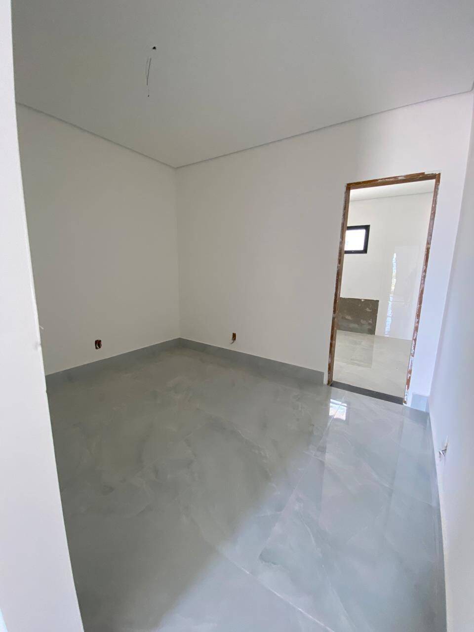 Casa de Condomínio à venda com 4 quartos, 261m² - Foto 10