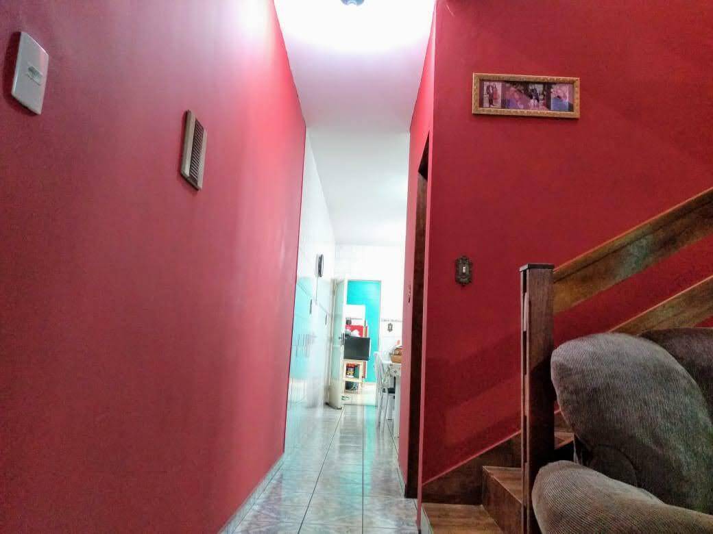 Casa à venda com 3 quartos, 190m² - Foto 3