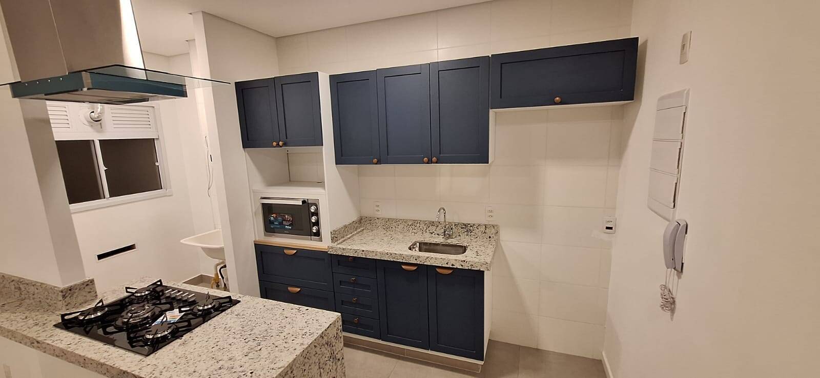 Apartamento à venda com 3 quartos, 122m² - Foto 2