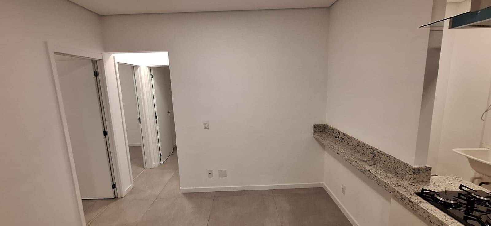 Apartamento à venda com 3 quartos, 122m² - Foto 7