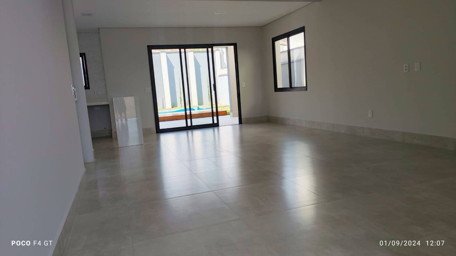 Casa de Condomínio à venda com 3 quartos, 240m² - Foto 5